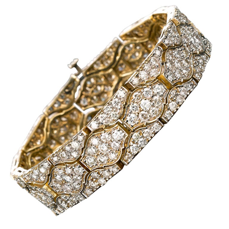 Diamond Arabesque Motif Link Bracelet