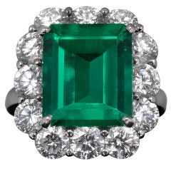 Colombian Emerald
Diamond Ring Colombian Emerald
Diamond Ring