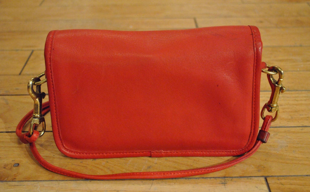 Women's Vintage Red Leather Coach Purse Shoulder Bag For Sale
