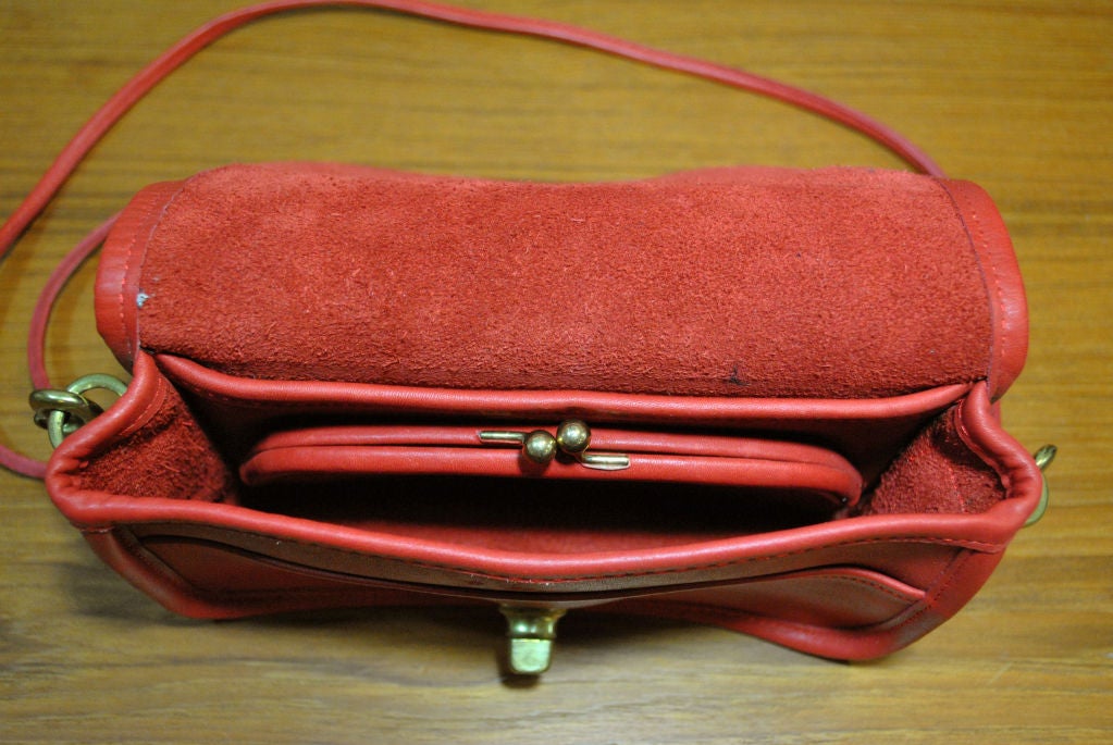 Vintage Red Leather Coach Purse Shoulder Bag For Sale 2
