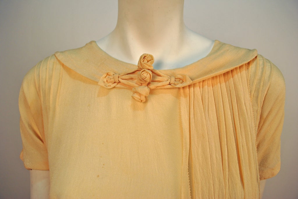1920's Soft Creme Raw Silk Wedding Dress w/ Train For Sale 3