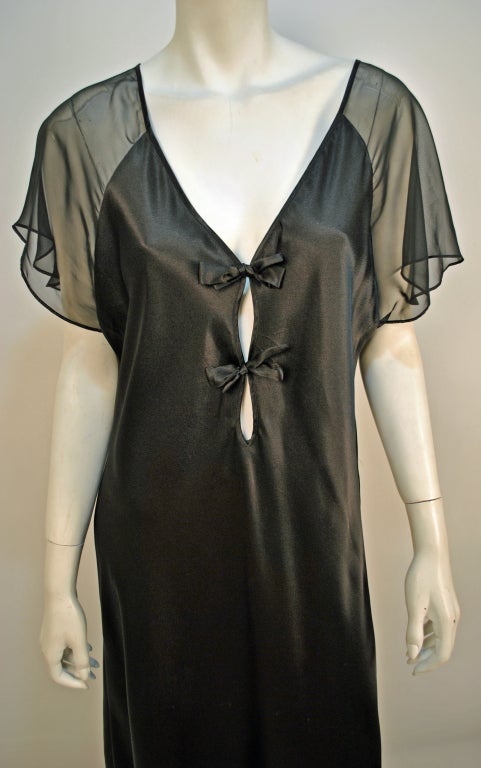 Women's Vintage Valentino 100% silk black sheer bow night gown For Sale