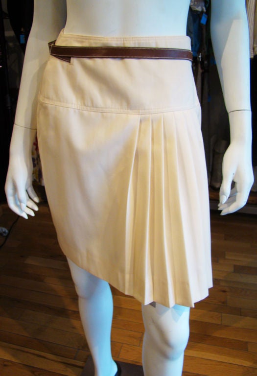 Vintage 1980's Gucci Pleated Wool Skirt w/ Belt For Sale 2