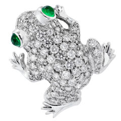 Charming Diamond Frog Pin