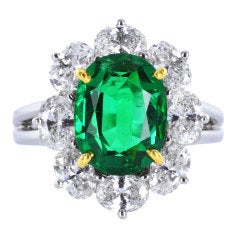 OSCAR HEYMAN  Emerald Cluster Ring