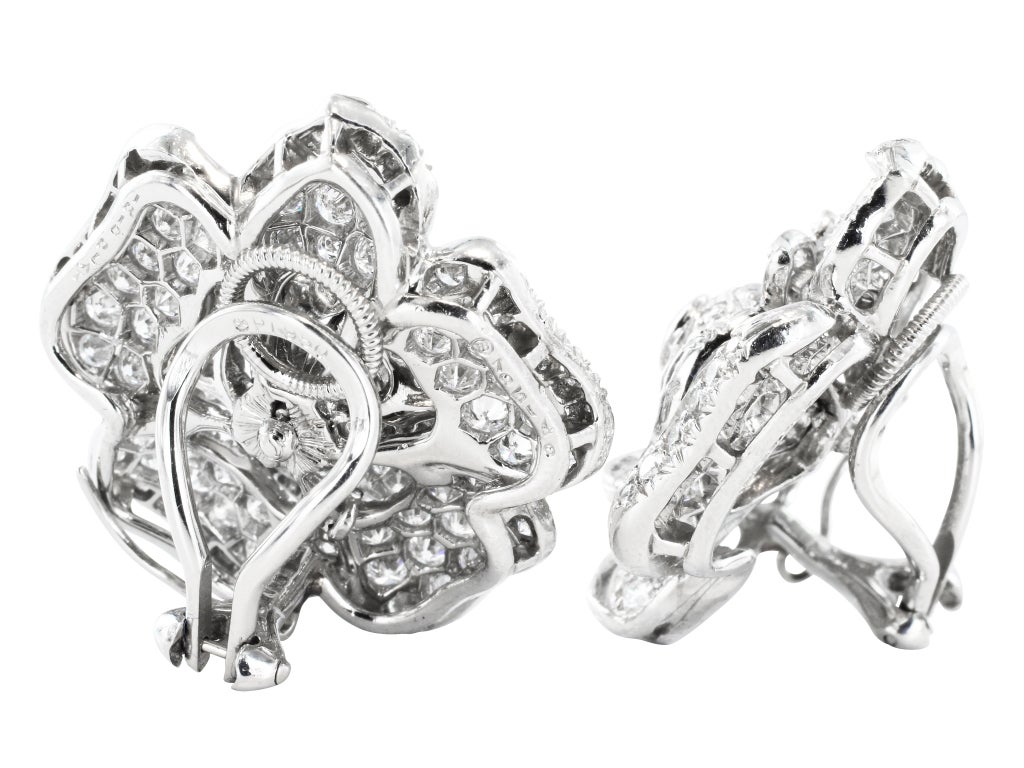 Women's OSCAR HEYMAN  Diamond Flower Earrings For Sale