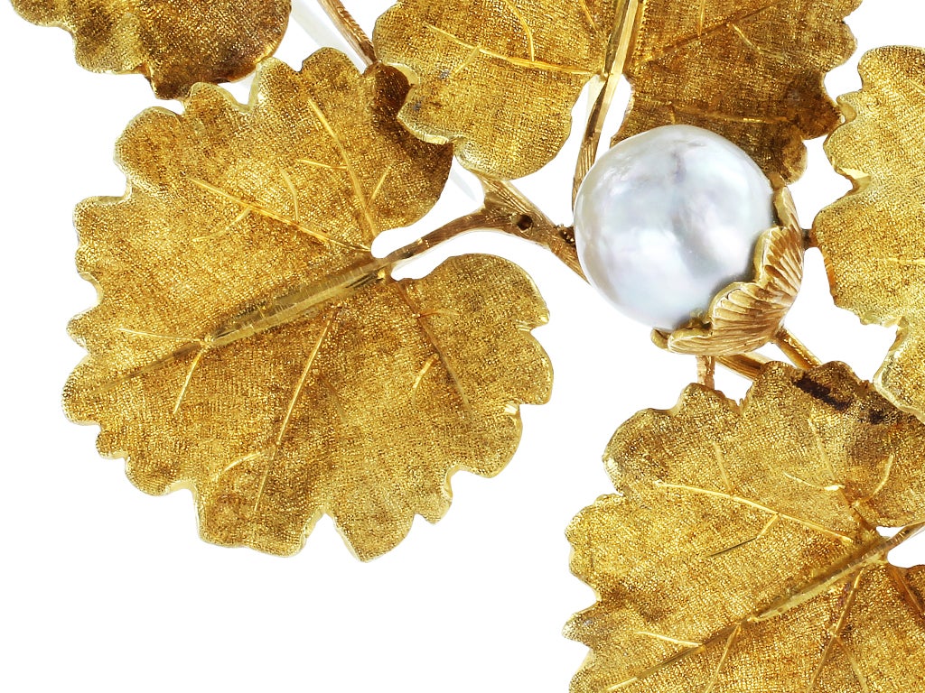 BUCCELLATI Pearl Gold Leaf Pin