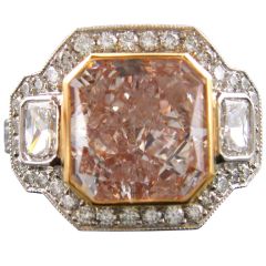 SHREVE CRUMP & LOW Spectacular 6.32ct Natural Pink Diamond Ring