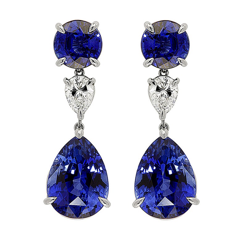  17.22 Carats Sapphires Diamond Gold Drop Earrings For Sale