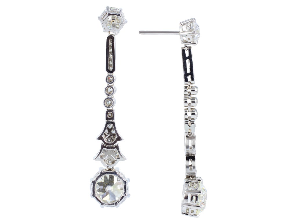 Old European Diamond Drop Earrings In Excellent Condition For Sale In Chestnut Hill, MA