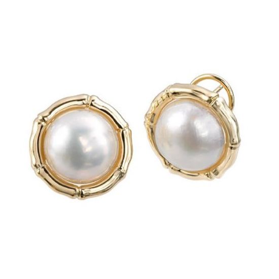 Elegant, yet simple 18kt Yellow Gold Bamboo pattern and 13.5 mm Mabe Pearl earrings that secure to the earlobe safely with post and clip backs. Great earrings for the Summer beach season, on Cape Cod or the Islands.<br />
Priced at an affordable