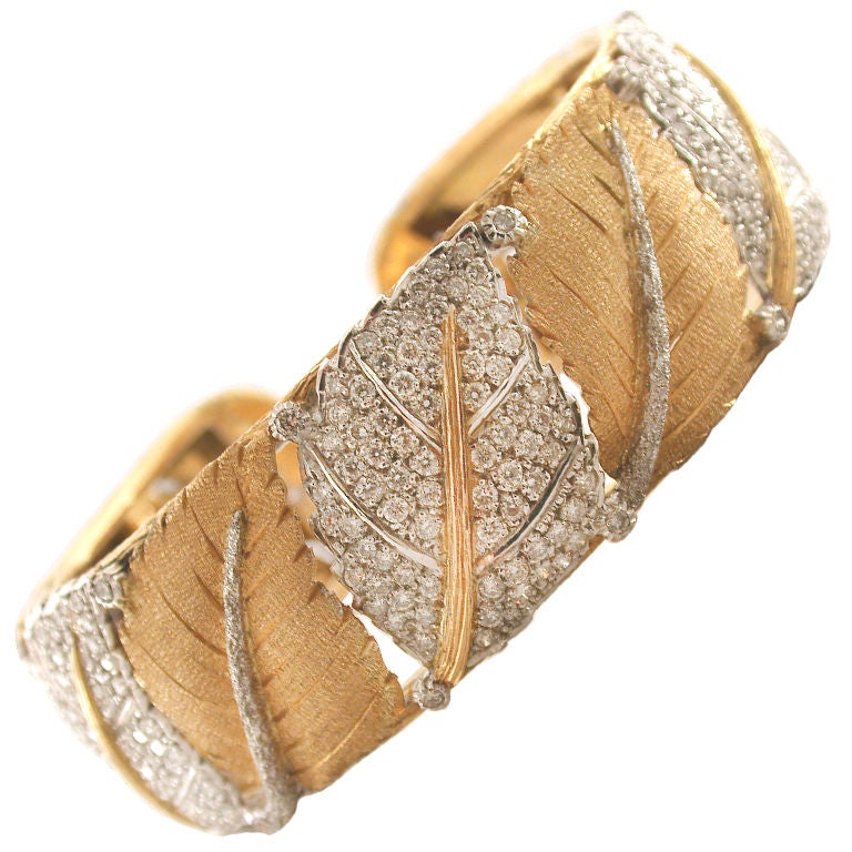 Beautiful & Elegant M. BUCCELLATI Diamond Leaf Cuff Bracelet