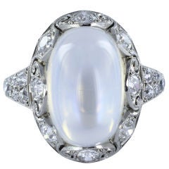 Vintage Alluring Moonstone & Diamond Ring