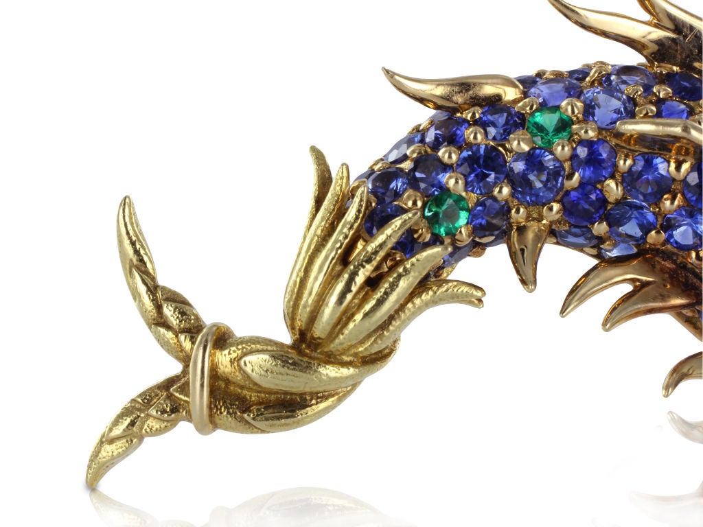 1960s Tiffany & Co. Schlumberger Sapphire Demantoid Fish Pin In New Condition For Sale In Chestnut Hill, MA