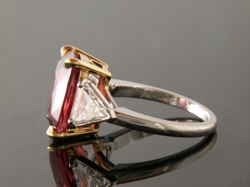 Women's Rare and Magnificent Padparadsha Sapphire Ring