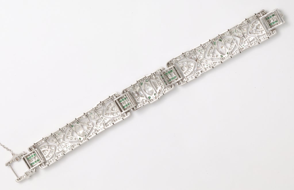 Platinum And Diamond Art Deco Bracelet In Excellent Condition In NY, NY
