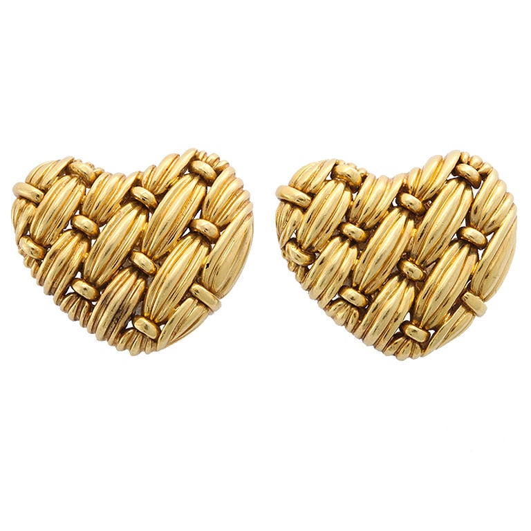 TIFFANY Gold Basket Weave Heart Shape Earclips