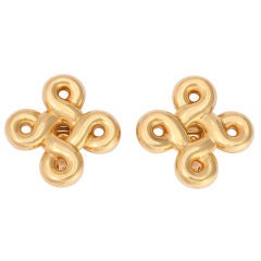 CHANEL Bold Gold Heraldic Knot Ear Clips 12