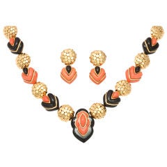 WANDER PARIS Coral and Black Jade Necklace and Earrings