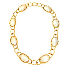 VAN CLEEF
ARPELS Pearl and Gold Bamboo Necklace VAN CLEEF
ARPELS Pearl and Gold Bamboo Necklace