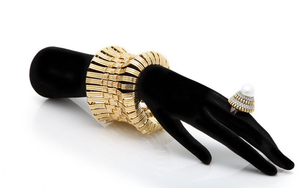 Women's Impressive 1970s Custom Order Cartier Gold Bracelet For Sale