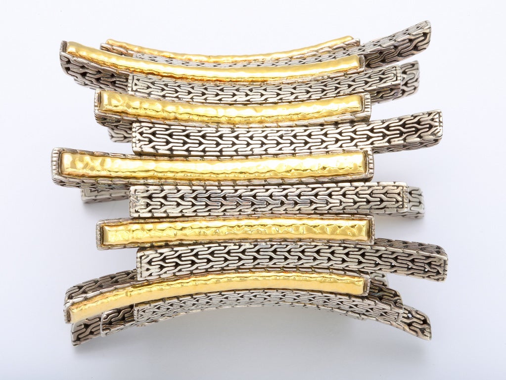 Unusual John Hardy Gold and Silver Bracelet In Excellent Condition In New York, NY