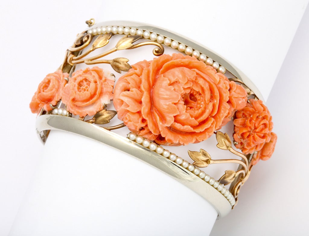 1930s Carved Coral and Pearl Gold Bracelet and Ring. In Excellent Condition In New York, NY