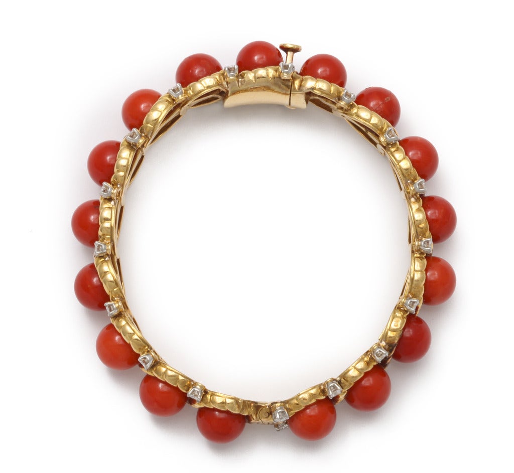 1960s Tiffany-Paris Coral, Diamond and Gold Bracelet In Excellent Condition In New York, NY