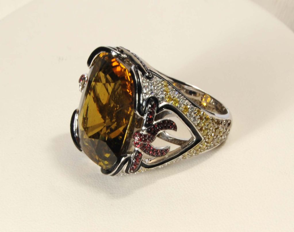 PATRICK MAUBOUSSIN Chrysoberyl bow ring