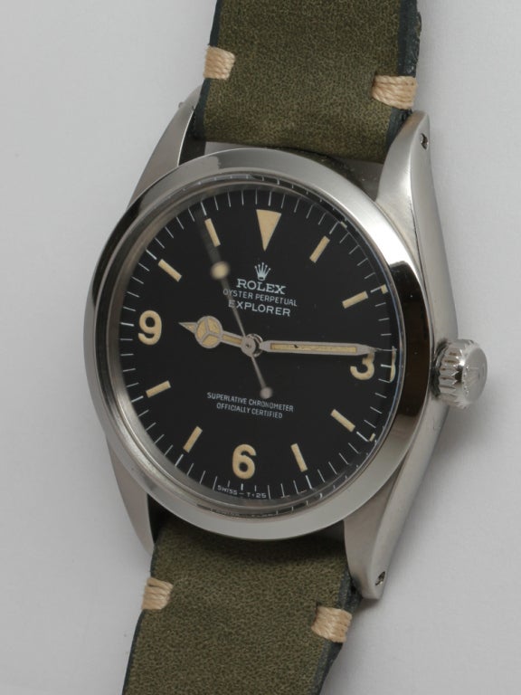Rolex stainless steel Explorer wristwatch, Ref. 1016, circa 1967. 36mm diameter case with smooth bezel and original matte black dial with very pleassing patinaed luminous indexes and matching luminous Mercedes hands. Calibre 1570 chronometer-rated