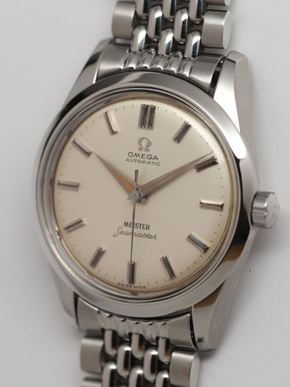 Omega stainless steel Seamaster wristwatch, Ref 2975-3, circa 1960s. Gorgeous condition example with beautiful original dial with applied Omega logo and co signed for retailer Meister, signed crown, screw down case back with deeply engraved