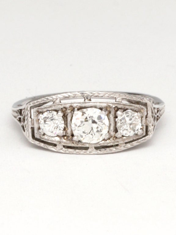 Vintage 18 Karat White Gold Old European Cut Diamond 3-Stone Ring 1.00 Carat