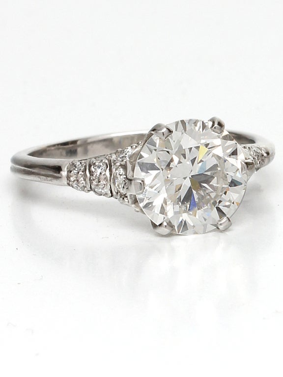 Edwardian Style Platinum 2.36 Carat Round Brilliant G-SI1 Diamond Ring In Excellent Condition In West Hollywood, CA