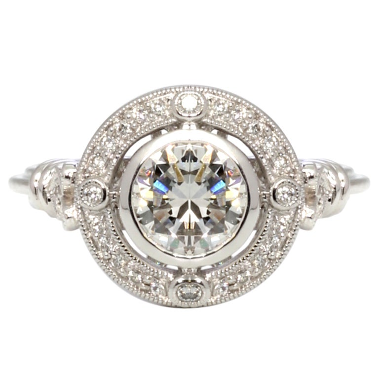 1.01ct Round Diamond White Gold Engagement Ring