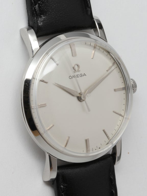 Omega Stainless Steel Manual-Wind Wristwatch circa 1960s In Good Condition In West Hollywood, CA