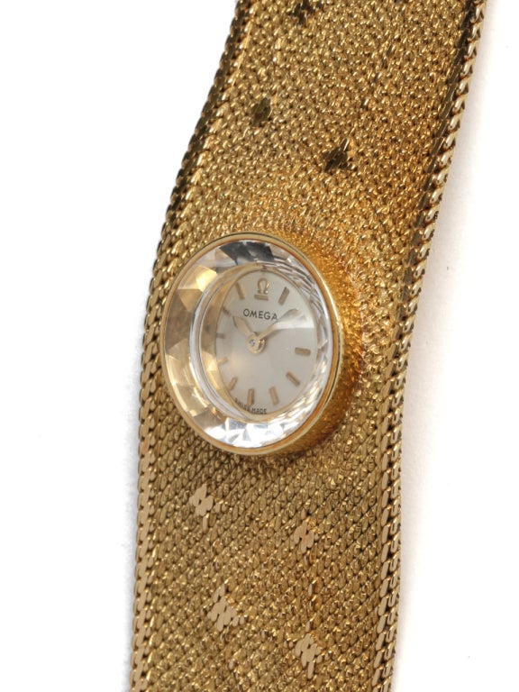 Omega Lady's Yellow Gold Cosmos Themed Bracelet Watch circa 1960s In Excellent Condition For Sale In West Hollywood, CA