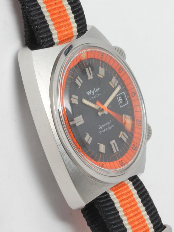 Wyler stainless steel Incaflex Dynawind Diver 660 diver's wristwatch, circa 1970s, exceptional condition model, unpolished. Stylish hefty tonneau screw-back case with concave contoured design, dual crowns, top crown to advance inner rotating bezel.