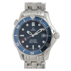 Retro Omega Stainless Steel Midsize Seamaster Quartz Diver's Wristwatch