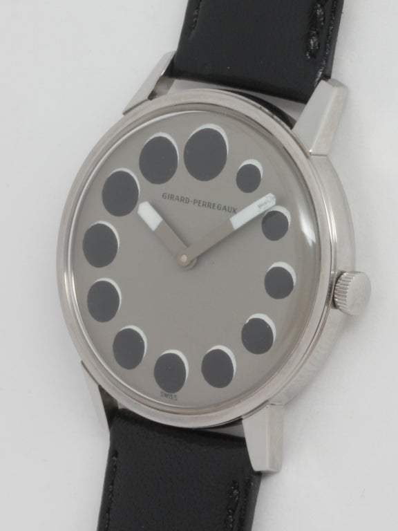 Girard-Perregaux Stainless Steel Eclipse Wristwatch circa 1970s In Excellent Condition In West Hollywood, CA