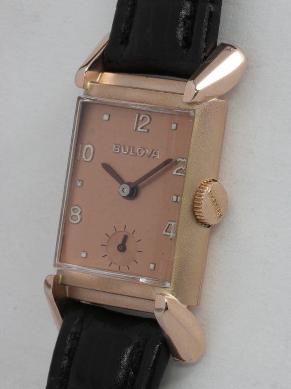 Bulova Rose Gold-Filled Rectangular Wristwatch with Flared Lugs circa 1940s In Excellent Condition In West Hollywood, CA