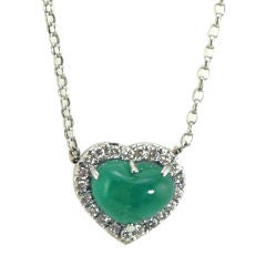 18K White Gold Heart Shaped Emerald and Diamond Necklace