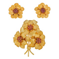 A Charming Tiffany Brooch and Earrings Set