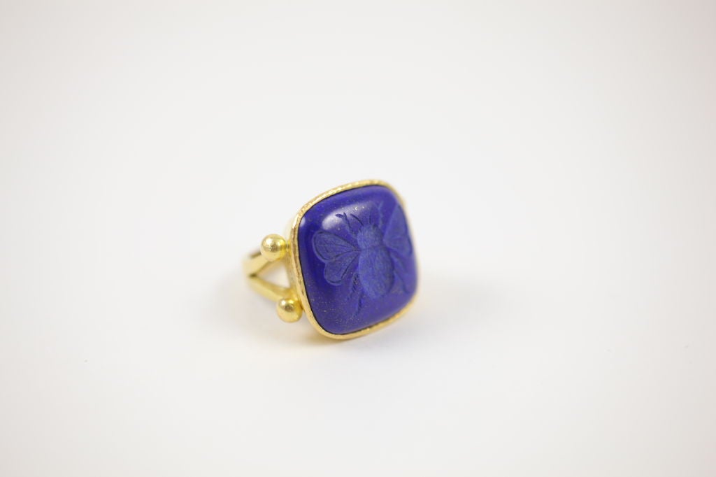 Women's ELIZABETH LOCKE Lapis Lazuli Bee Intaglio Ring