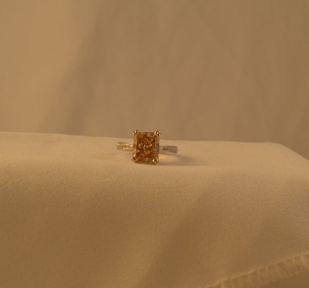 Unusual, Fancy-Brown Yellow Diamond Ring In New Condition In New York, NY