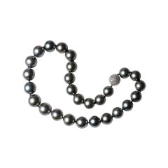 Tahitian Grey South Sea Pearl and Diamond Necklace