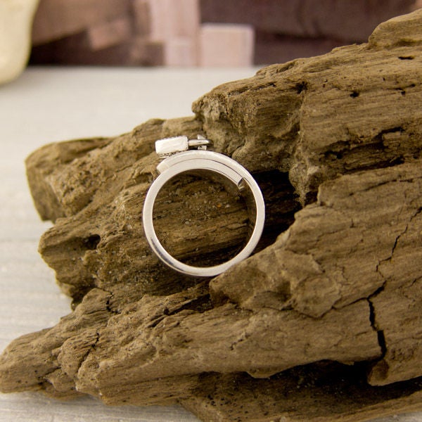 Hermes White Gold and Diamond H Lock Ring For Sale 1