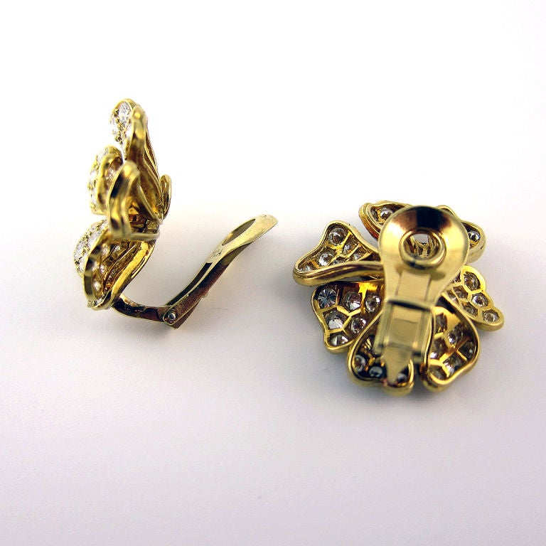 Women's VAN CLEEF & ARPELS Diamond Flower Earrings