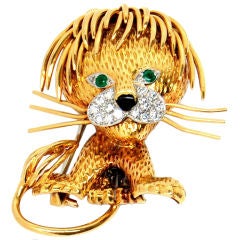 VAN CLEEF & ARPELS Gold  Diamond Lion Brooch