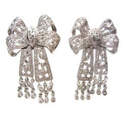 Vintage Sweet Bow Diamond Earrings in White Gold