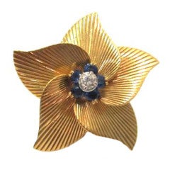YARD Blue Sapphire and Diamond Flower Motif Pin